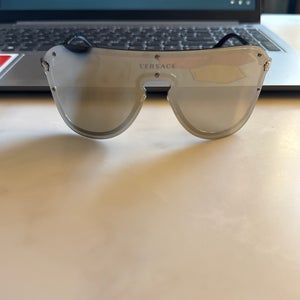 Silver Unisex Sunglasses (New)