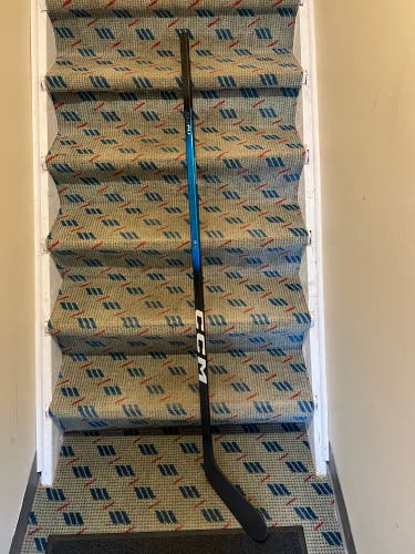 Senior CCM JetSpeed FT8 Pro Left Hand Hockey Stick P28 75 Flex (New)