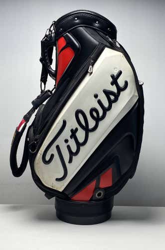 Titleist Scotty Cameron Staff Bag Black 6-Way Divide Single Strap Golf Bag