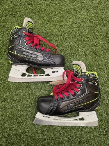 Youth Bauer GSX Hockey Goalie Skates| Size 12 (D)