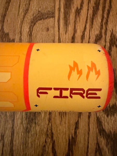 2025 Easton Hype Fire Composite USSSA Certified Bat (-5) 27 oz 32" (Used)