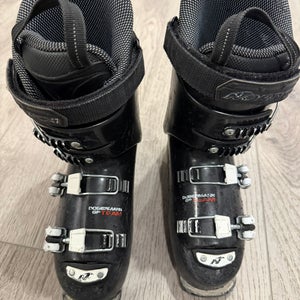 Mondo 23 & 23.5 Kid's Nordica Dobermann All Mountain Ski Boots (Used)