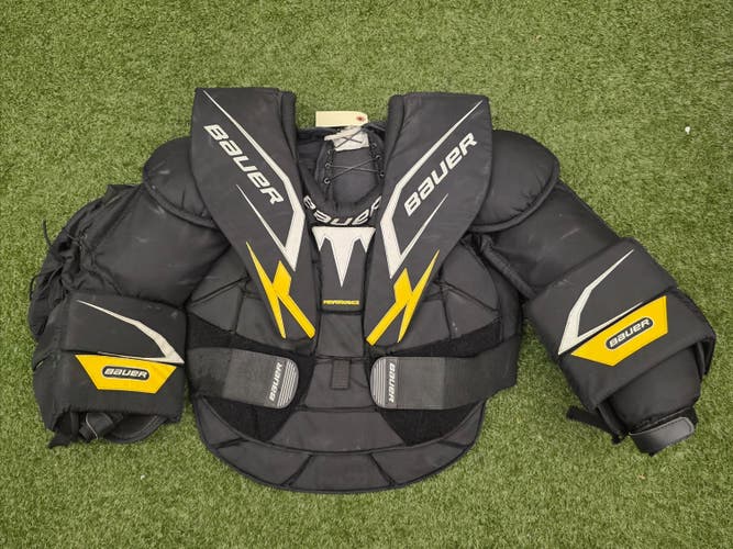 Senior Large Bauer Performance Goalie Chest Protector (Used)