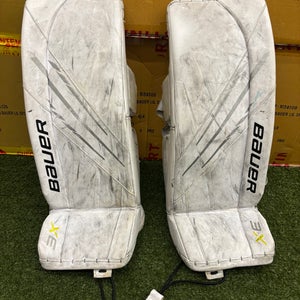 White 30" Intermediate Bauer Vapor 3X Goalie Leg Pads