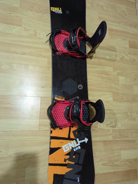 GNU Carbon High Beam series snowboard 150cm With Burton Bindings