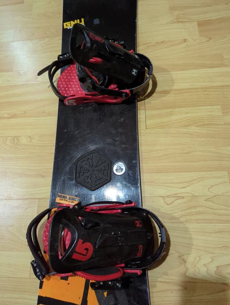 GNU Carbon High Beam series snowboard 150cm With Burton Bindings