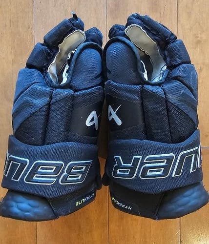 Bauer Vapor Hyperlite Gloves 15" (Used)