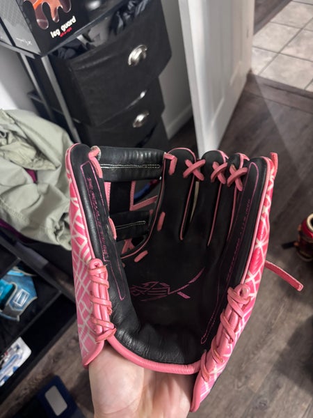 Rawlings REV1X 11.5 Pink