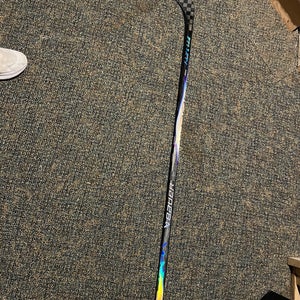 Senior Bauer Vapor FlyLite Left Hand Hockey Stick P28 65 Flex (New)