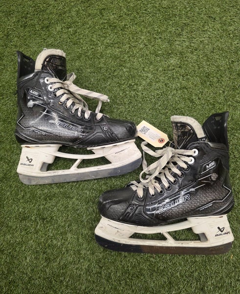 Intermediate Bauer Supreme M5 Pro Hockey Skates | Size 5.5 Fit 3