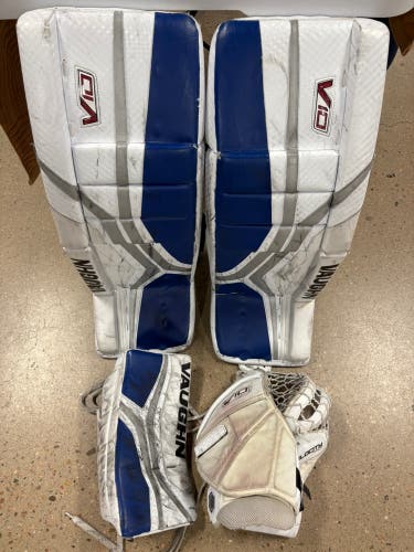 White 33" Senior Vaughn Velocity V10 Goalie Full Set Regular (Used)