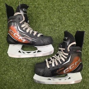 Junior CCM Jetspeed FT680 Hockey Skates | Size 2 (D)