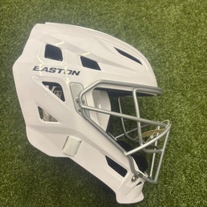 New Easton The Fundamental Catcher's Mask | Small 6 1/2 - 7 1/8