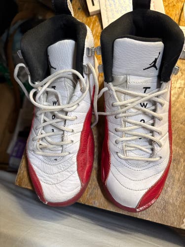 Kid's 4Y (Big Kids / Youth) Nike Shoes (Used)