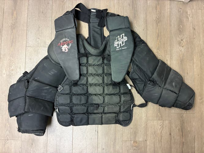 Heaton Custom Made AB 2090 Goalie Chest & Arm Pads Vintage