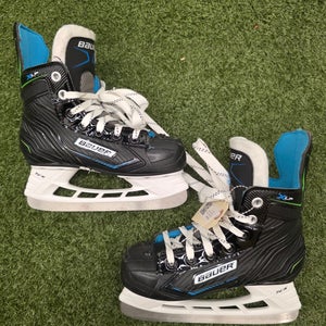 Youth Bauer XLP Hockey Skates | Size 13 (207 mm)