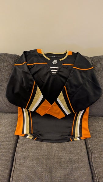 Hockeymonkey Black Anaheim Ducks Large Jersey