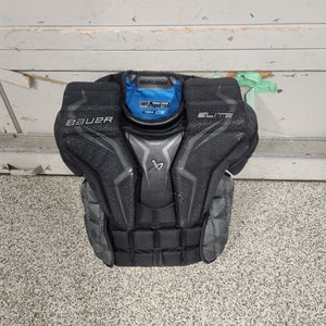 Medium 2024 Bauer Elite Goalie Chest Protector (Used)