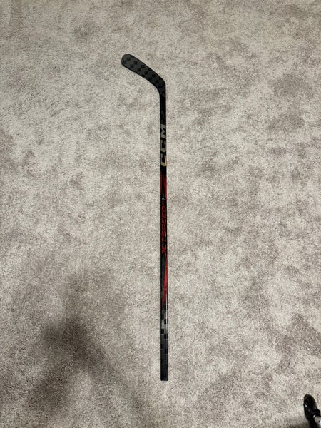 Junior CCM JetSpeed FT7 Pro Left Hand Hockey Stick P29 50 Flex (Used)