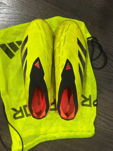 Adidas predator ELite Molded Cleats