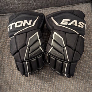 Easton Synergy 650 Gloves 13" (Used)