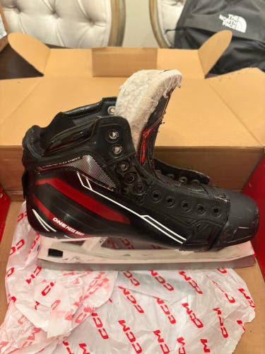 CCM EFLEX 6.9 Hockey Goalie Skates Regular Width 7.5 (Used)