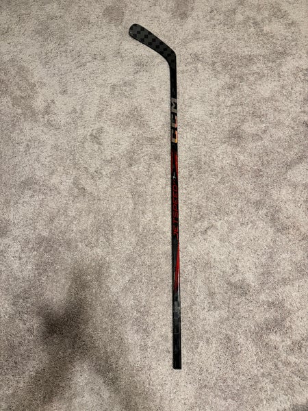 Junior CCM JetSpeed FT7 Pro Left Hand Hockey Stick P29 50 Flex (Used)