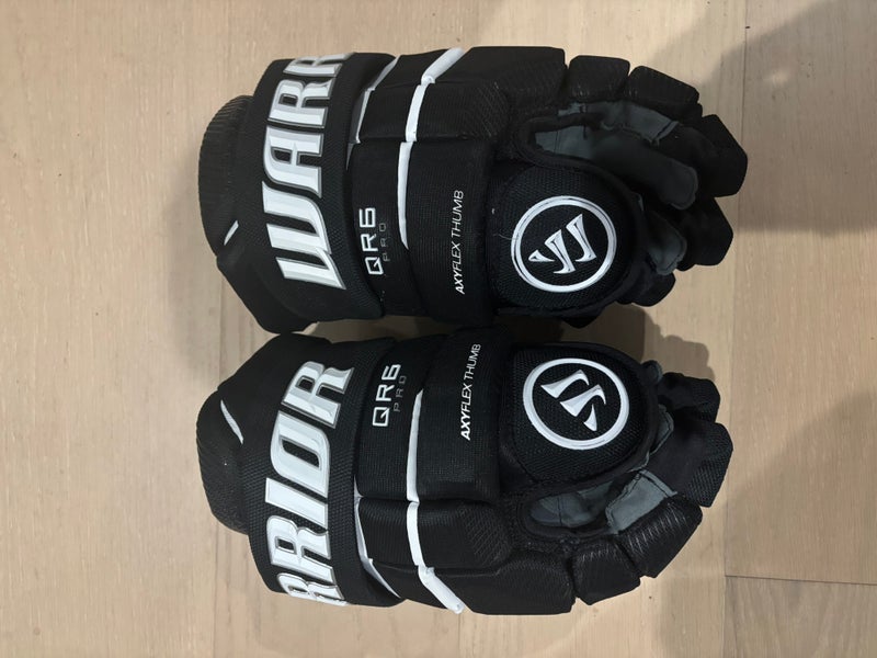Warrior Gloves 13" QR6 Pro Black Barely Used Very Good Condition
