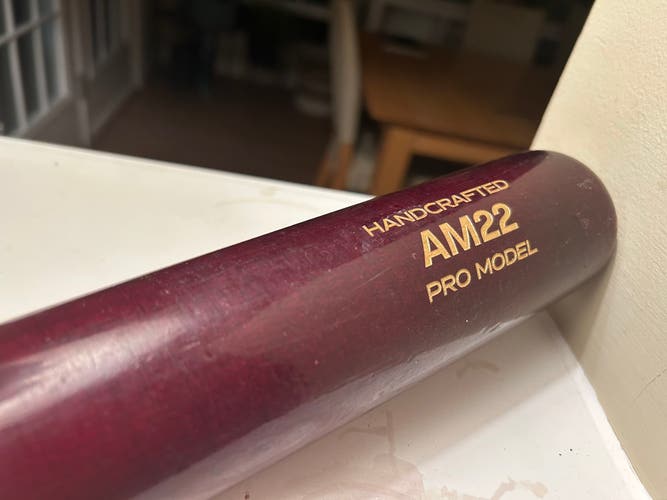 2023 Marucci AM22 Maple BBCOR Certified Bat 29 oz 32" (Used)