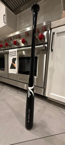 Almost new Victus Heavy Trainer Maple Wood Baseball Bat 32” 35oz +3 drop