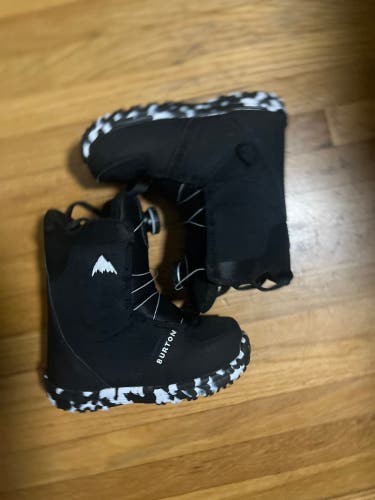 Unisex 3K (Toddler) Burton Grom Snowboard Boots All Mountain (New)