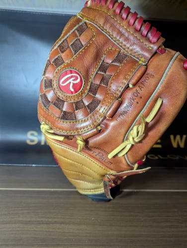 Outfield RH Rawlings Mark of a Pro Baseball Glove 13" (Used)
