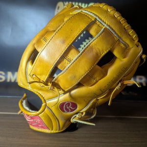 Infield Rawlings 1061 Baseball Glove 12" (Used)