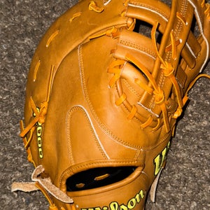 Wilson A2000 RH First Base Baseball Glove 12.5" (New)