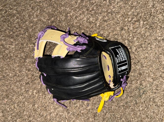 Steelo RH Infield Baseball Glove 11.5" (Used)