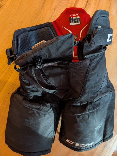 Junior Large CCM JetSpeed FT485 Hockey Pants (Used)