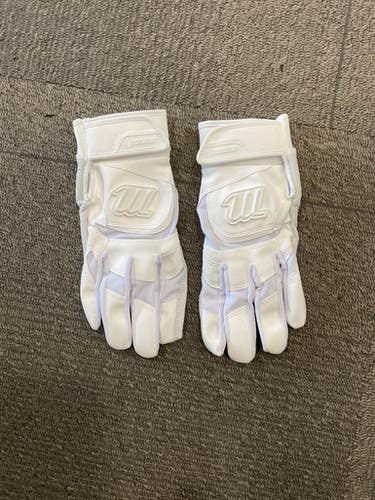 Used Marucci BB/SB Batting Gloves White LG 11614-S000225292