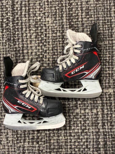 Youth CCM JetSpeed FT340 Hockey Skates 11 (Used)