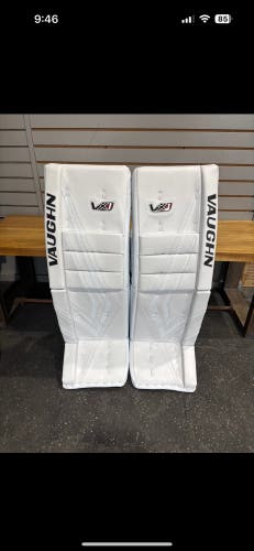 33" Vaughn VX1 Goalie Leg Pads (New)