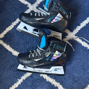 True TF9 Hockey Goalie Skates Size 6.5 (Used)