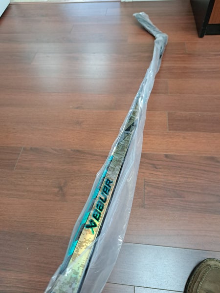 Senior Bauer Twitch Left Hand Hockey Stick P92 70 Flex (New)
