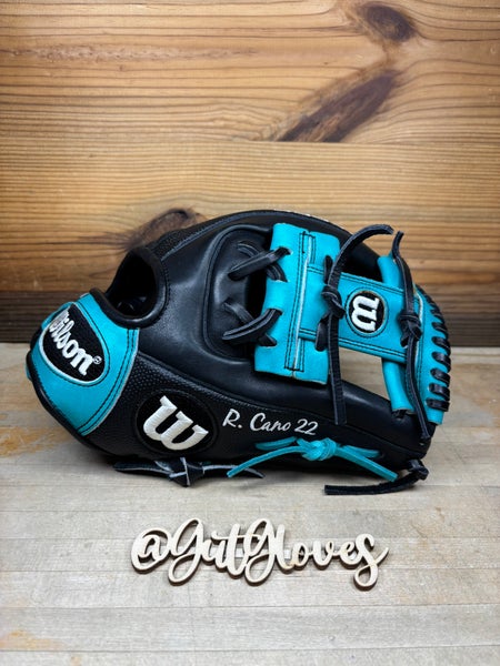 Wilson A2000 11.5” R. Cano 22