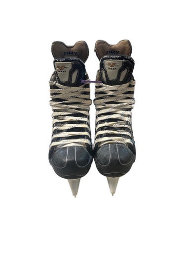 Used VECTOR Senior Hockey Skate Senior 5 11706-S000367285