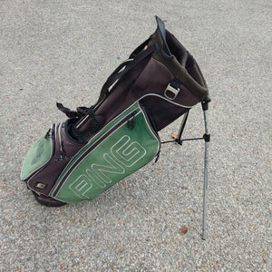 Ping 4 Series Dual Strap 4 Divider Golf Stand Bag Green/Black w Raincover