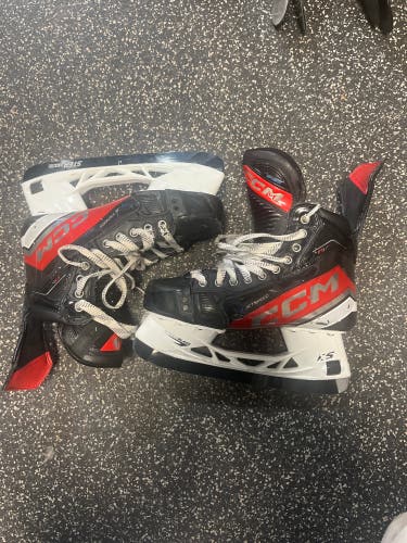 2023 CCM JetSpeed FT6 Pro Hockey Skates Regular Width 7 (Used)
