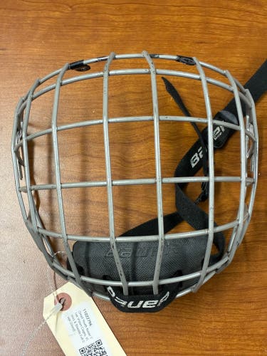 Small Youth Bauer True Vision Full Cage (Used)