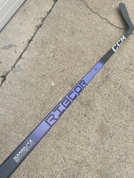 CCM Trigger 8 Pro Stock Hockey Stick Grip 75 Flex P90M Left 4643