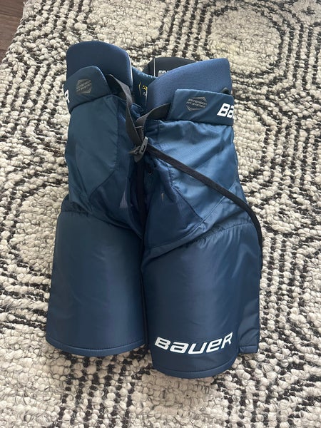 Senior XL Bauer Supreme Matrix Hockey Pants (New)