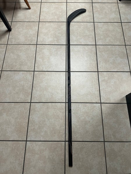 Senior Bauer Vapor FlyLite Left Hand Hockey Stick P92M 82 Flex (New)