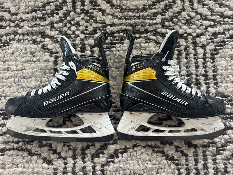 Used Senior Bauer Extra Wide Width Pro Stock 7.5 Supreme UltraSonic Hockey Skates